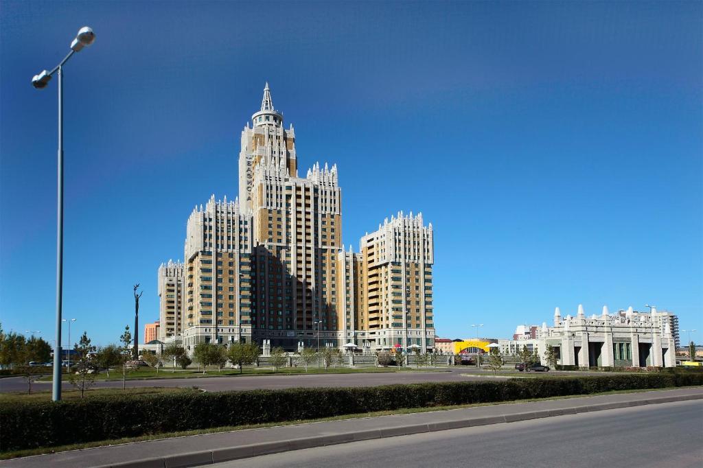 Triumph Apartments Αστάνα Εξωτερικό φωτογραφία